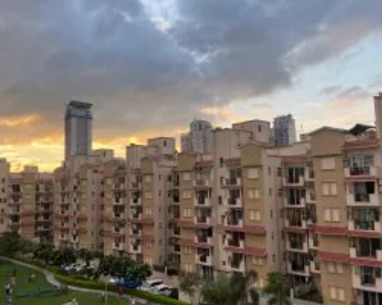 Emaar MGF Emerald Floors Gurgaon Key Features