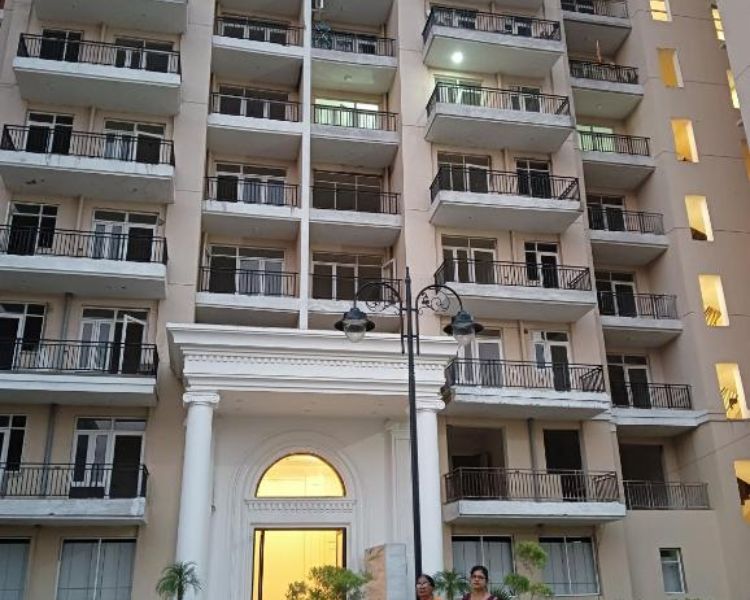 Kesarwani Apartment Sector 5 Key Features