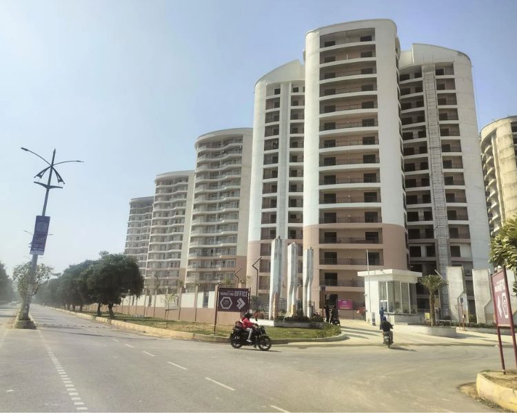Rishita Serenity Sushant Golf City Lucknow Key Features 