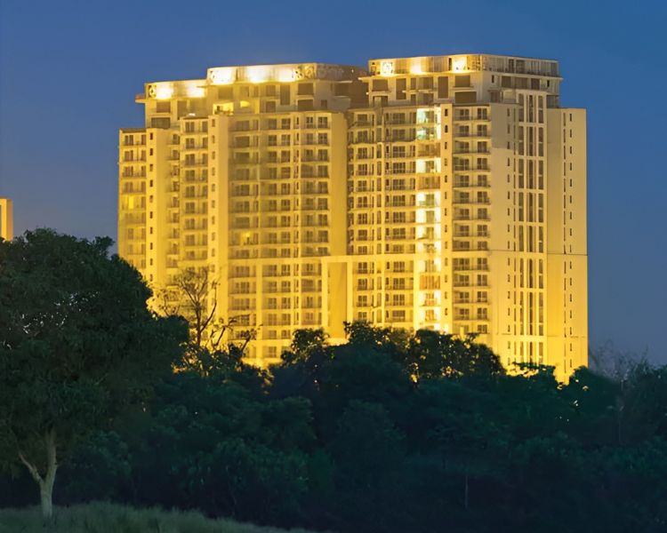 DLF Crest Key Features