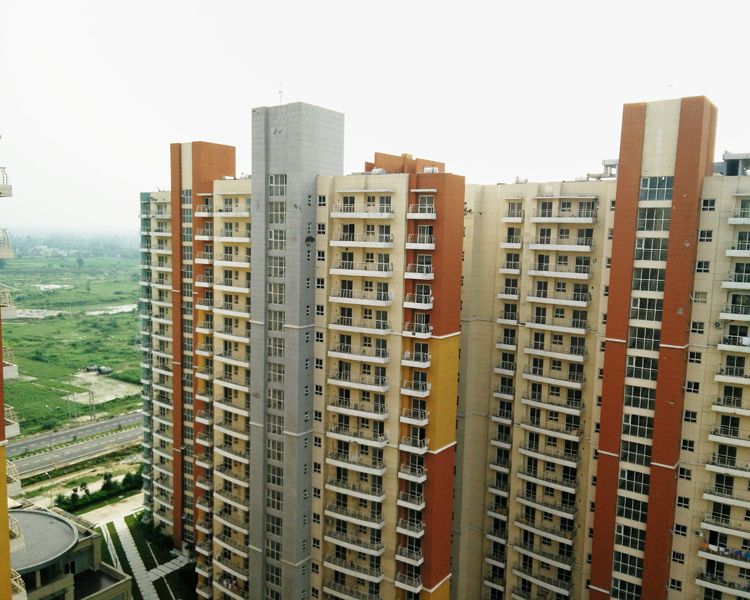 BPTP The Resort Sector 75 Key Features