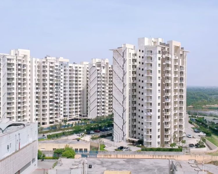 Signature Global Solera Key Features