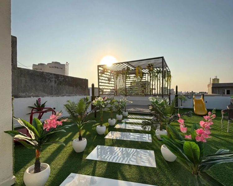 Metro View Residency Dwarka Mor Key Features